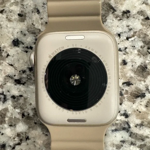 Apple Watch SE 44mm aluminum - Picture 3 of 4